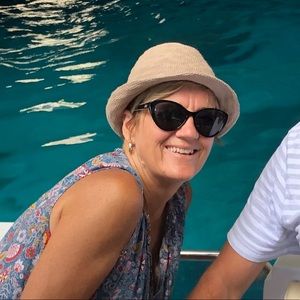 Meet your Posher, Lisa